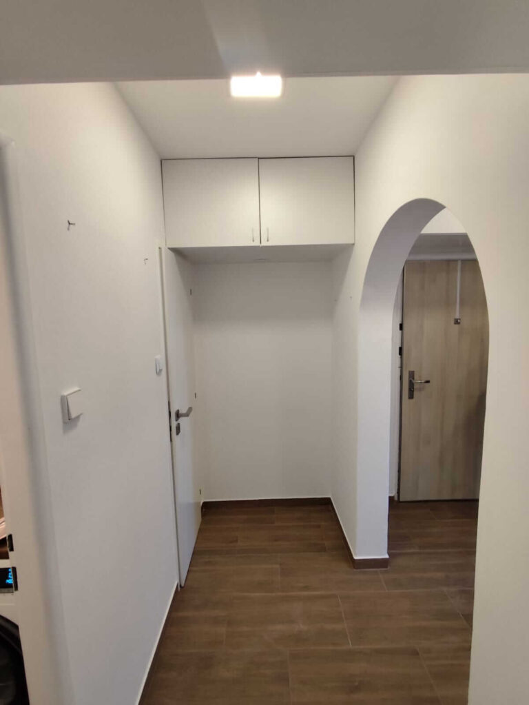 Výmalba bytu v pražských Kobylisích